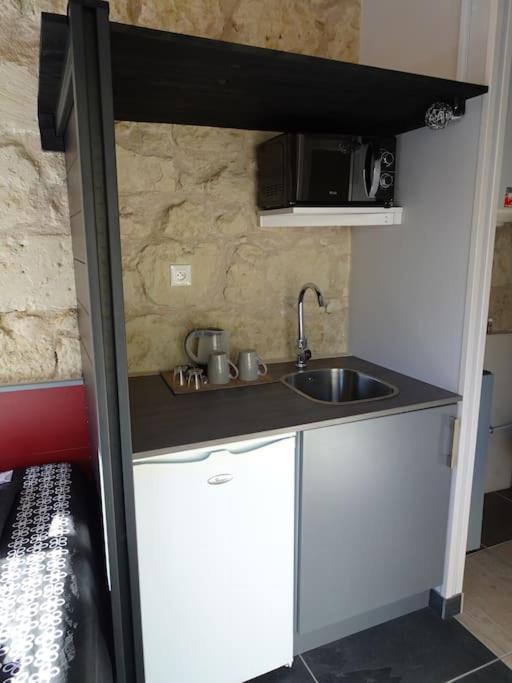 Studio Privatif Au Calme Apartment Brain-sur-Allonnes Bagian luar foto